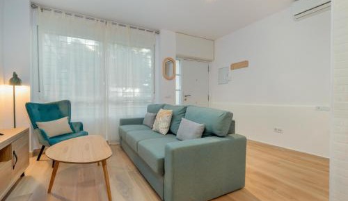 Superior One-Bedroom Apartment