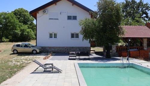 One-Bedroom Villa