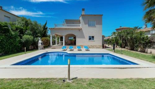 Villa with Private Pool