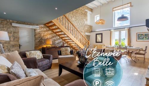 Three-Bedroom Holiday Home 