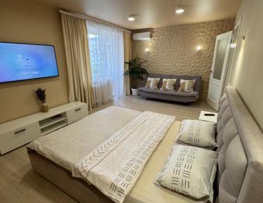 One-Bedroom Apartment with Balcony