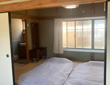 Twin Room with Shared Bathroom