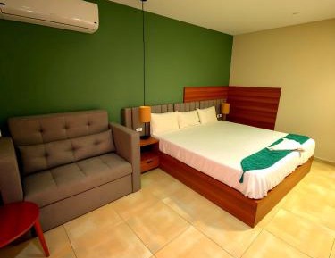 King Room with Mountain View