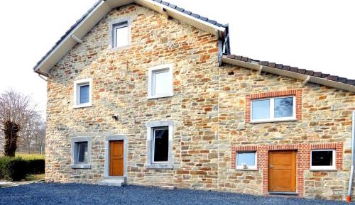 Eight-Bedroom Holiday Home