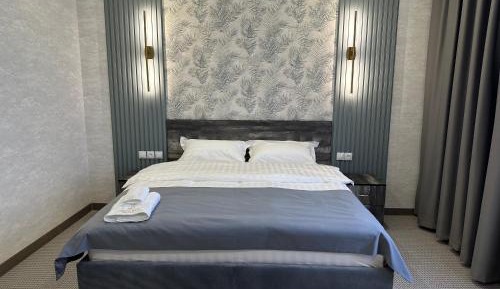 Deluxe Double Room with Shower