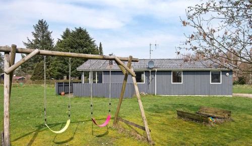 Three-Bedroom Vacation Home 