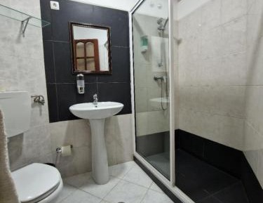 Triple Room with Private Bathroom