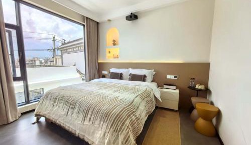 Twin Room with Bath