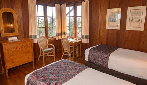 Double Room with Two Twin Beds