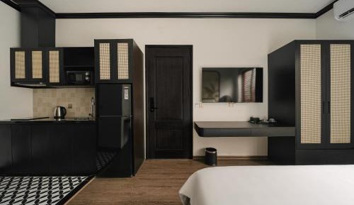 Standard King Room