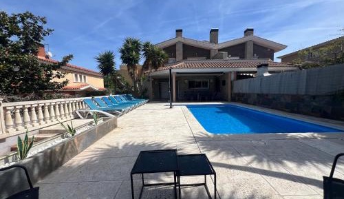 Deluxe Villa