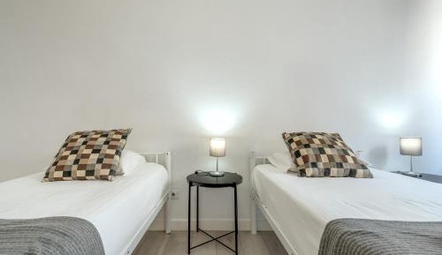 Double Room with Shared Bathroom