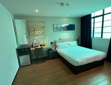 Queen Room