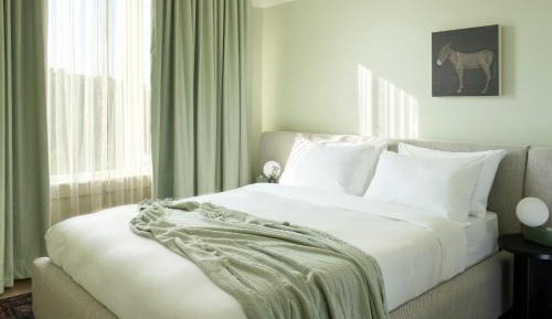 One Bedroom Suite
