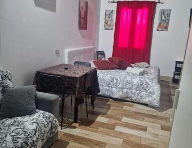 King Studio with Sofa Bed