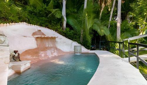 Single Room with Private Bathroom