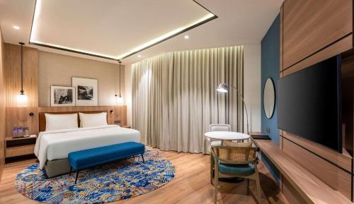 Studio Suite with 15% discount on Food & Beverage , 20% discount on laundry and 2+1 offer on selected IMFL brands from 11am to 11pm and Evening Tea coffee session