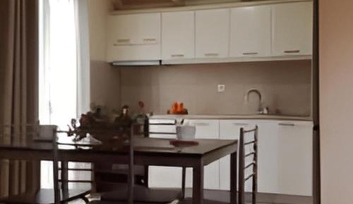 One-Bedroom Apartment with Balcony