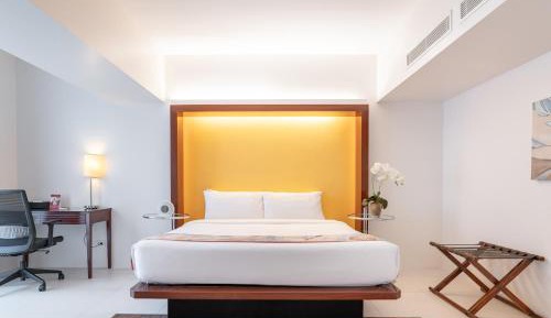 Andalusia Junior Suite