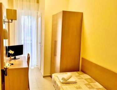 Single Room with Private Bathroom