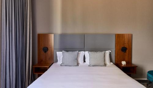 Junior King Suite