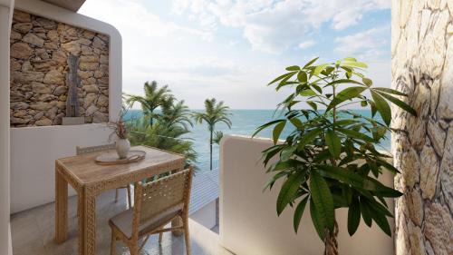 Deluxe Double Room with Balcony and Sea View