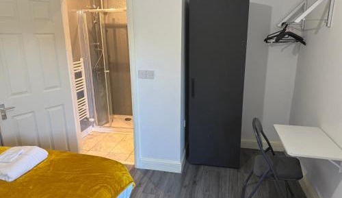 Double Room with Private Bathroom