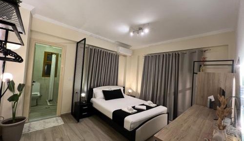 Deluxe Double Room with Balcony and Sea View