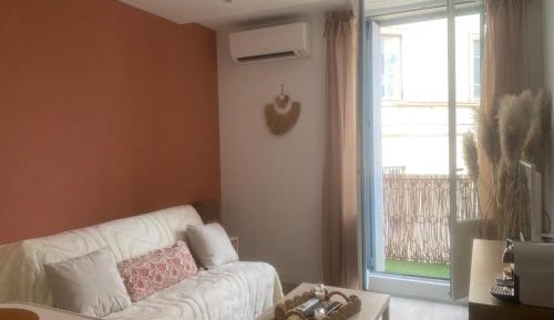 One-Bedroom Apartment with Balcony