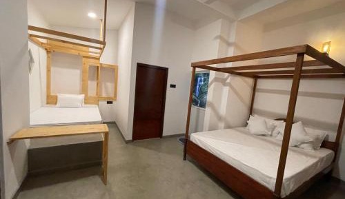 One-Bedroom Apartment with Balcony