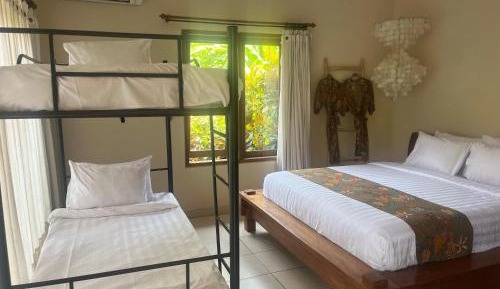 Room #1279075908