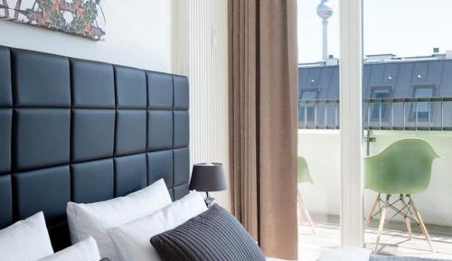Penthouse Suite with Balcony