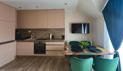 Superior One-Bedroom Apartment with Balcony