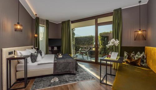 Junior Suite with Private Pool