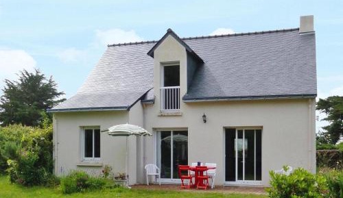 One-Bedroom Holiday Home