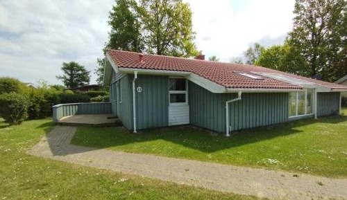 Six-Bedroom Holiday Home