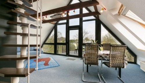 One-Bedroom Apartment with Balcony