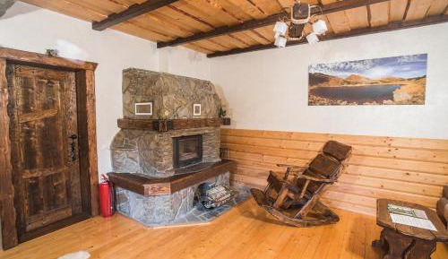 Apartment with Fireplace