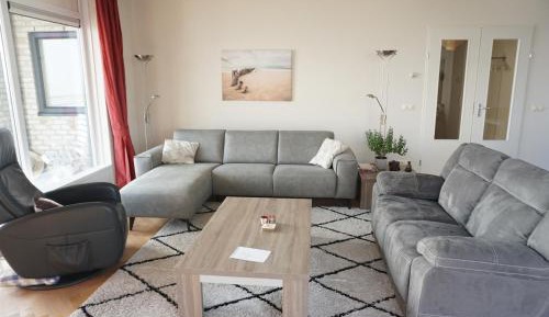 Two-Bedroom Apartment with Terrace and Sea View