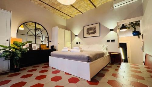 Suite Apartment