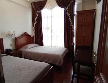 Standard Double Room with Shared Bathroom