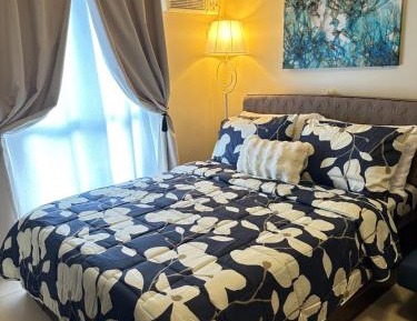 Studio with Sofa Bed