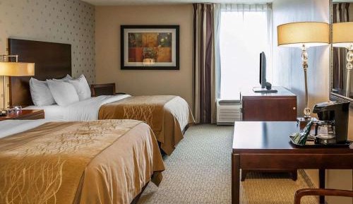 Queen Room with Two Queen Beds - Non-Smoking