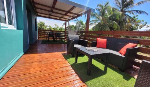 One-Bedroom Apartment with Terrace