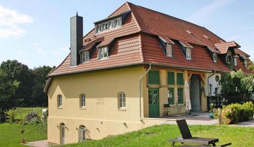 Two-Bedroom Holiday Home