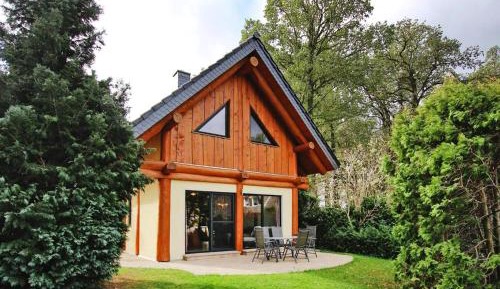 Two-Bedroom Holiday Home