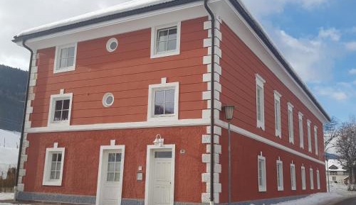 One-Bedroom Apartment (4 Adults)