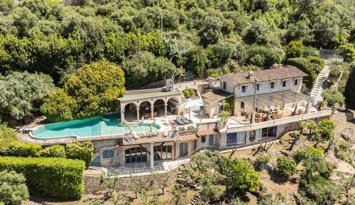 Villa with Sea View