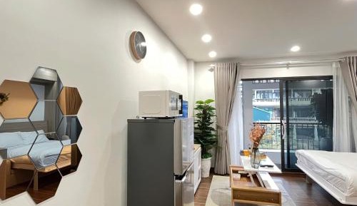 Studio Apartment with Balcony
