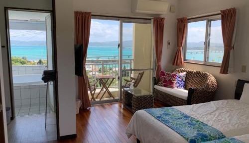 Standard Twin Room with Sea View